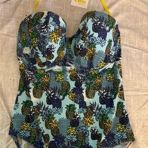 Cleo one piece swimsuit sz 36G NWT